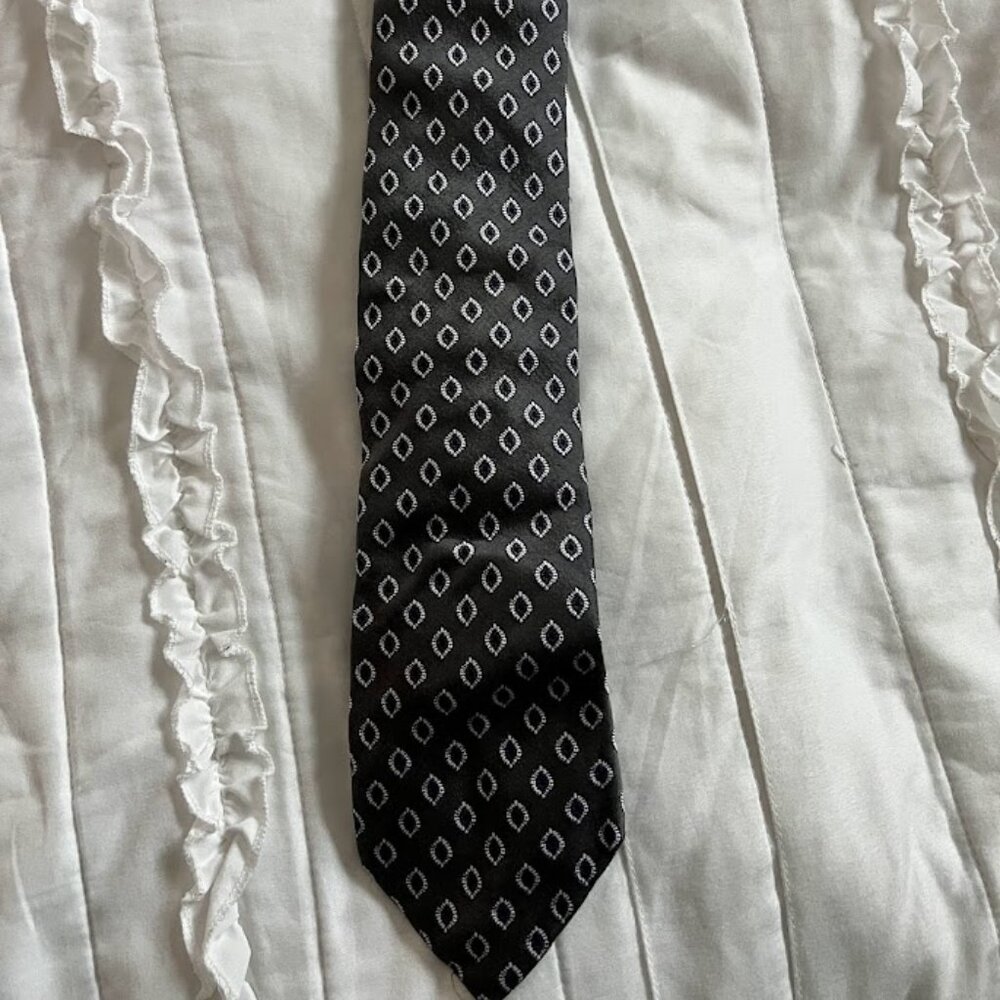 Jos A Banks Executive Collection Gray/Black/White Tie